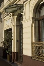 KRISTA HOTEL BOUTIQUE