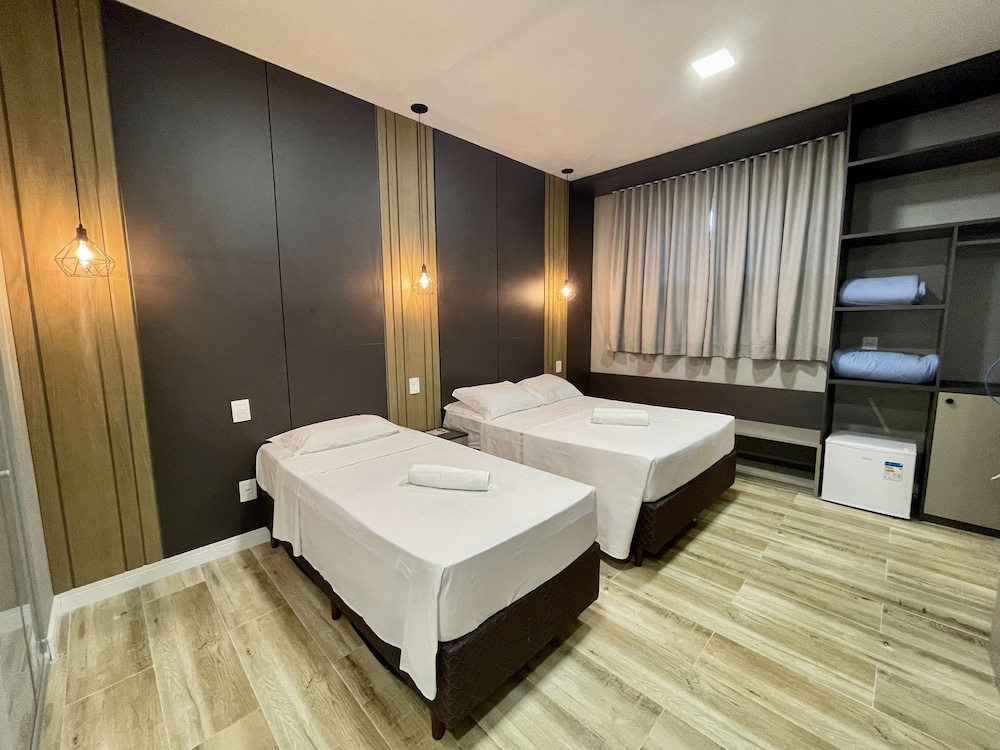 Eleganz Hostel & Suites (12)