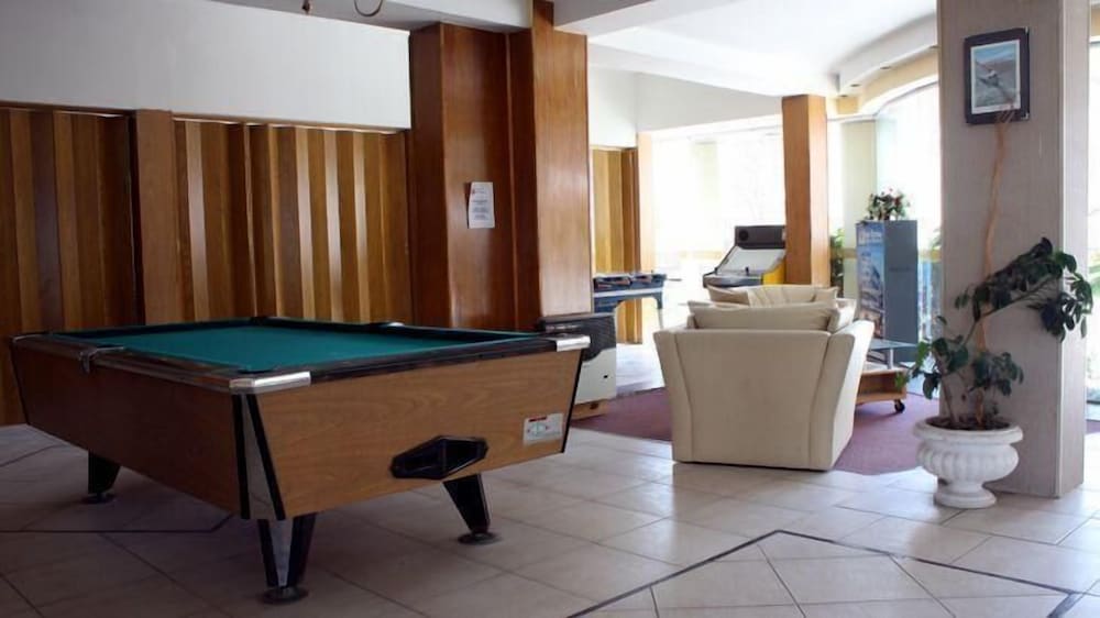 San Remo Resort Hotel (2)
