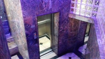 La Guardia Hotel (11)