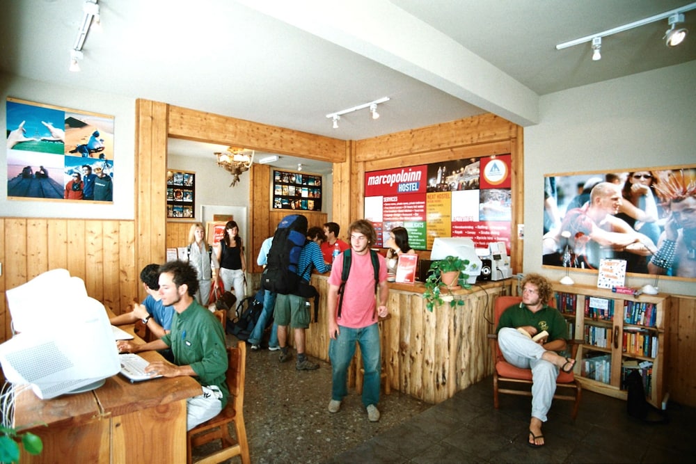 MARCOPOLO INN BARILOCHE HOSTEL (5)