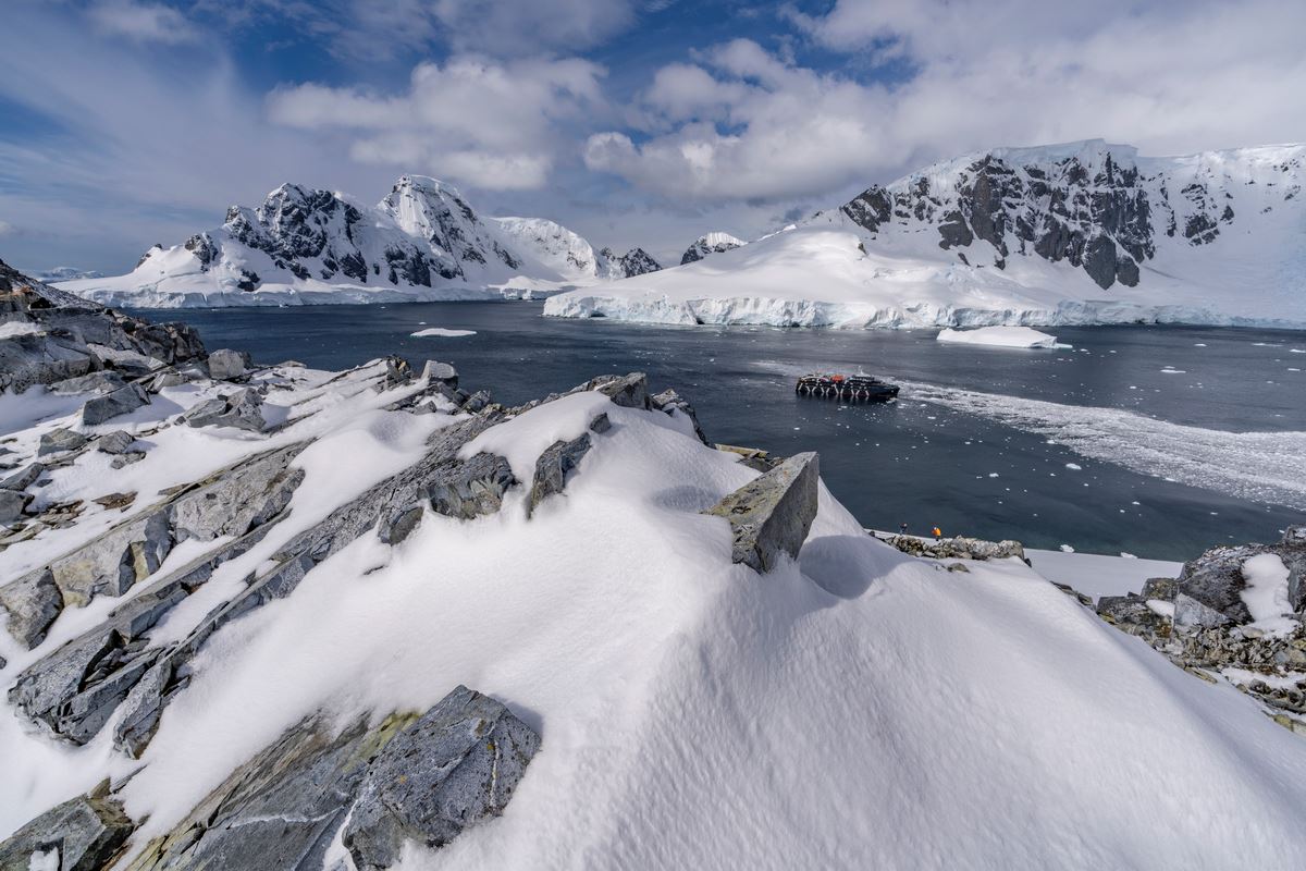 Exploración Clásica de la Antártida en Air-Cruise – 8 Días a Bordo del Magellan Explorer
 (3)