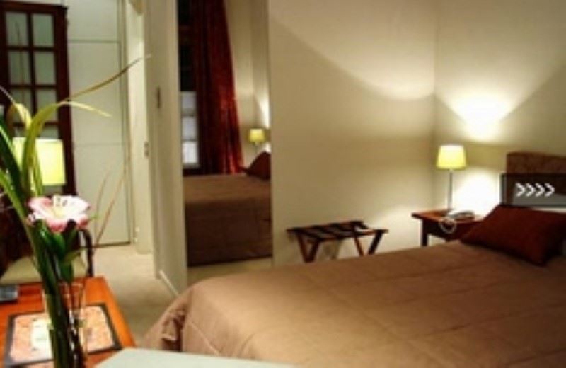 Bo Bo Hotel & Restaurant (1)