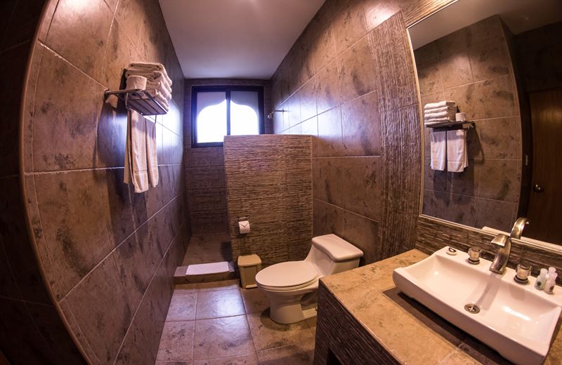 DHARMA HOTEL - TEMPORADA ALTA (3)