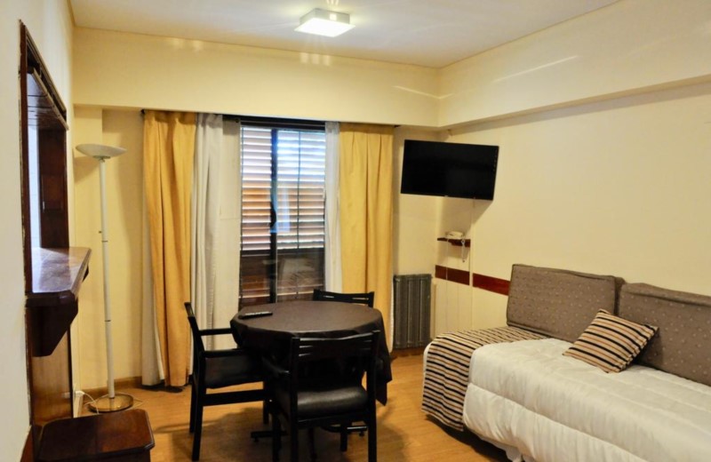 GOLF TOWER SUITES AND APARTMENTS (2)