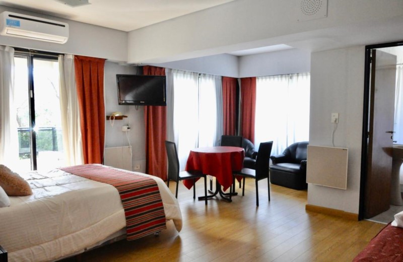 GOLF TOWER SUITES AND APARTMENTS (4)