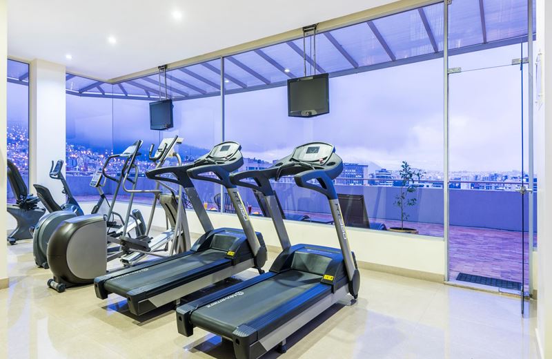 HOTEL HOLIDAY IN EXPRESS QUITO SUITES (2)