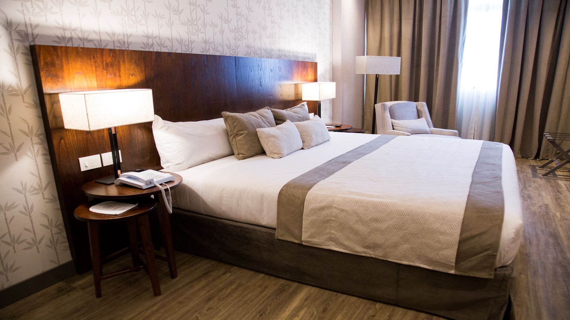 LA PLATA LAND PLAZA HOTEL (8)