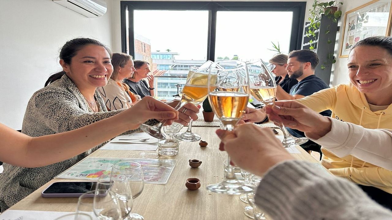 DÉJEUNER RÉGIONAL AVEC ACCORD METS-VIN (3)