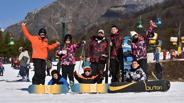 Rent Top-Quality Snowboard Gear in Bariloche AR – Book Now