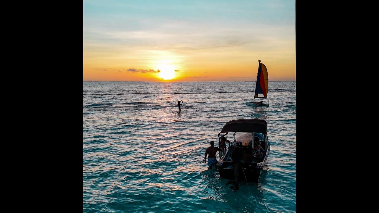 Amanecer en la Isla del Acuario con snorkeling (7)