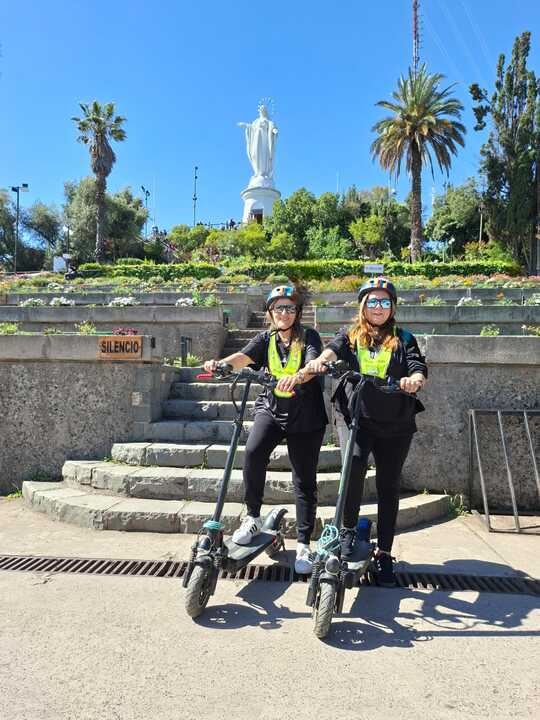 Coucher de soleil en mouvement : visite en scooter (3)