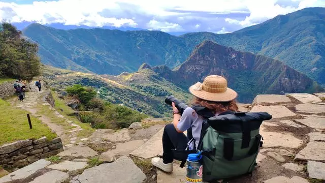 Avistaje De Aves En Machu Picchu Desde Ollantaytambo
