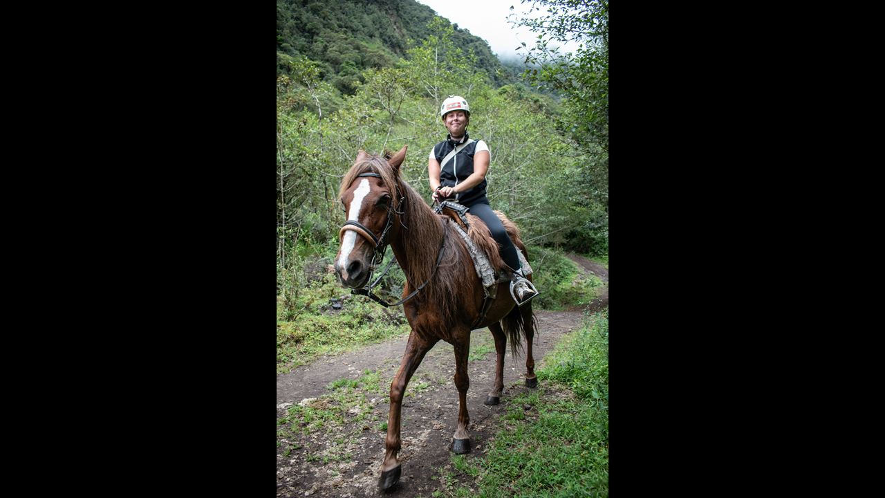 Reiten Unter Dem Tungurahua: Abenteuer In Nahuazo foto 9