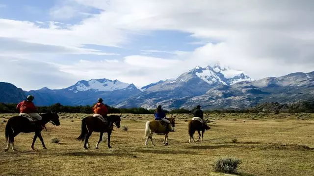 Équitation À L`Estancia Cristina