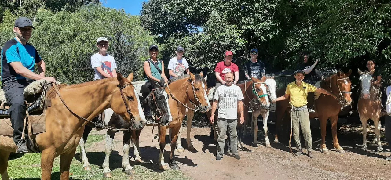 Dia De Passeio A Cavalo E Campos