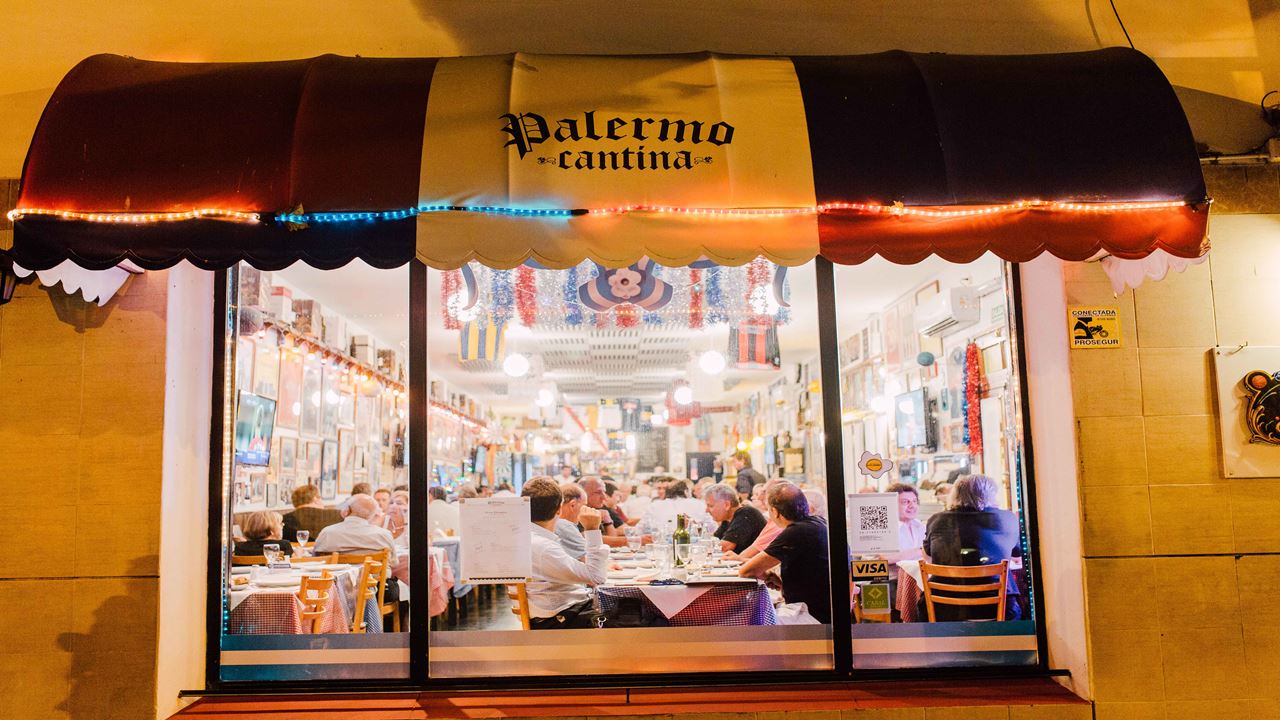 Dîner De La Coupe Du Monde Dans Le Meilleur Restaurant De Football