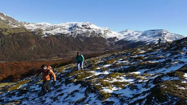 Viaje Al Corazón De Tierra Del Fuego - Trekking Y Remo