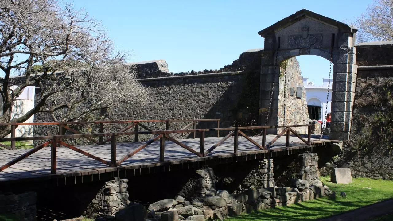 Ganztag In Colonia Del Sacramento