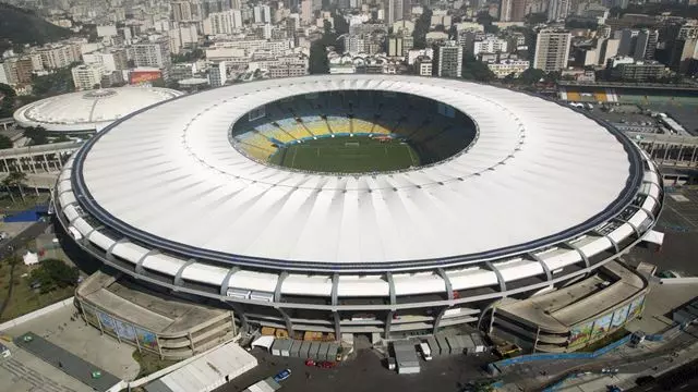 Passeio Pelo Estádio Do Maracanã