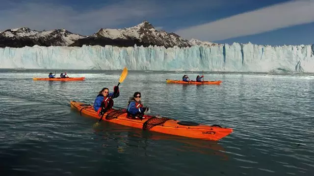 Kajak-Erlebnis In Perito Moreno