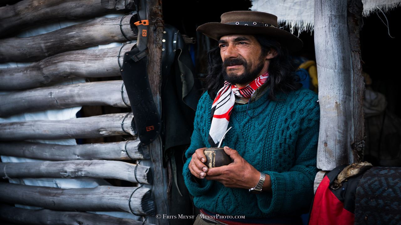 Experience at a Patagonian Ranch: Shearing and Roasting (2)