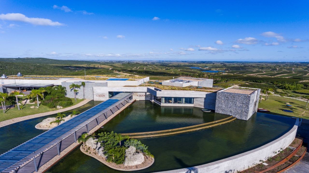 EXPERIENCIA PREMIUM EN BODEGA GARZÓN (1)