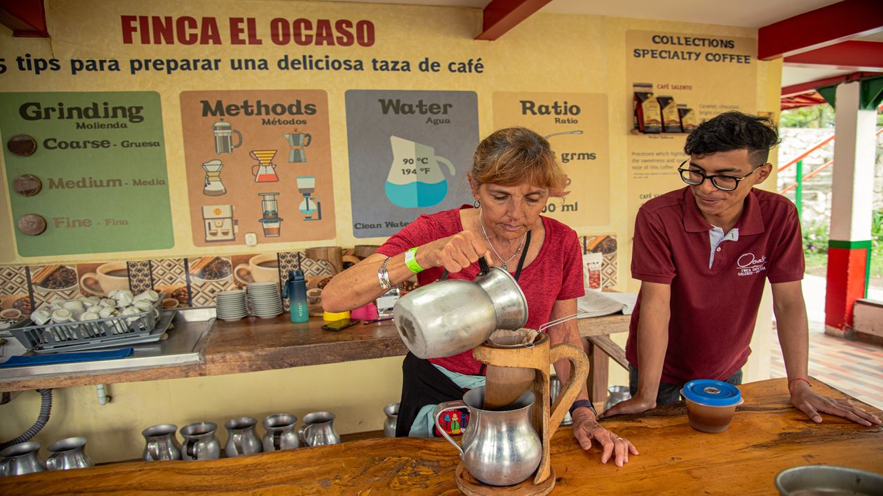 Finca El Ocaso: Tour de café com Jeep Willys, colheita e degustação de café.
 (7)