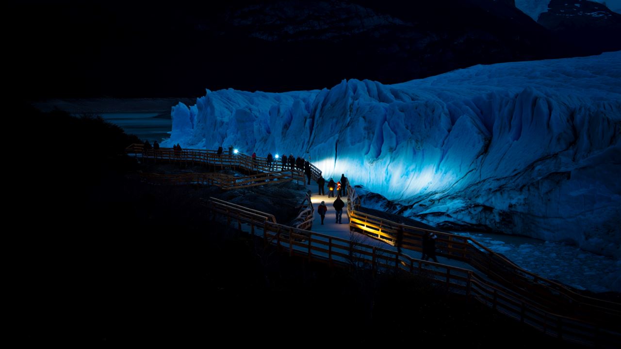 GLACIER PERITO MORENO AVEC UNE PLEINE LUNE (2)