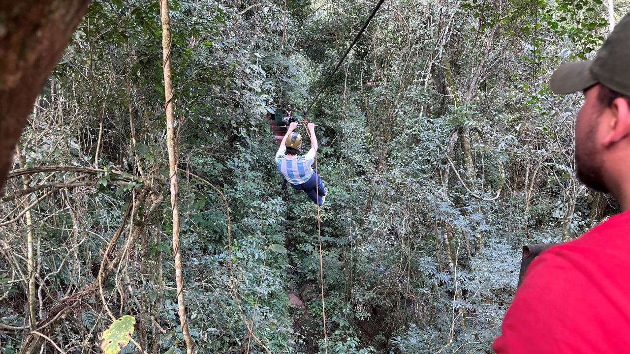 JUNGLE FLY ADVENTURE IN SMALL GROUPS (9)