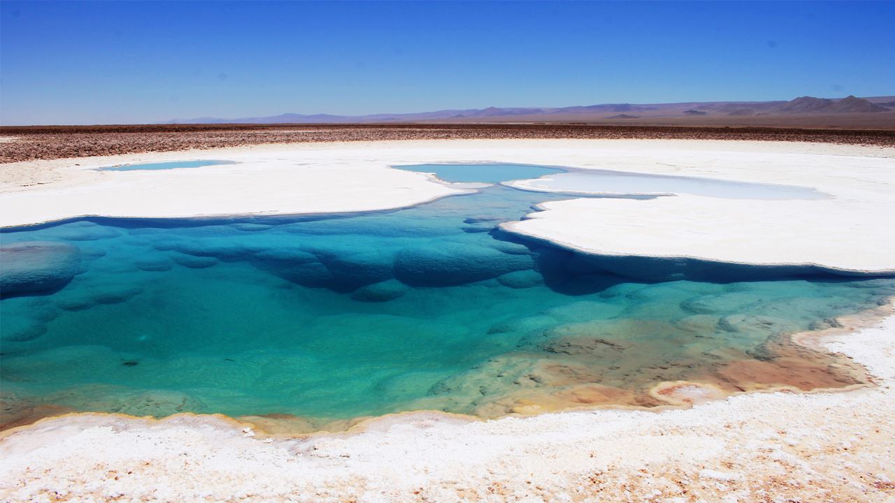 Closed For Conservation - Baltinache Lagoon Or Hidden Lagoons foto 3