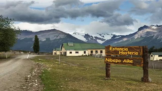Meio Dia No Campo Na Estancia Nibepo Aike