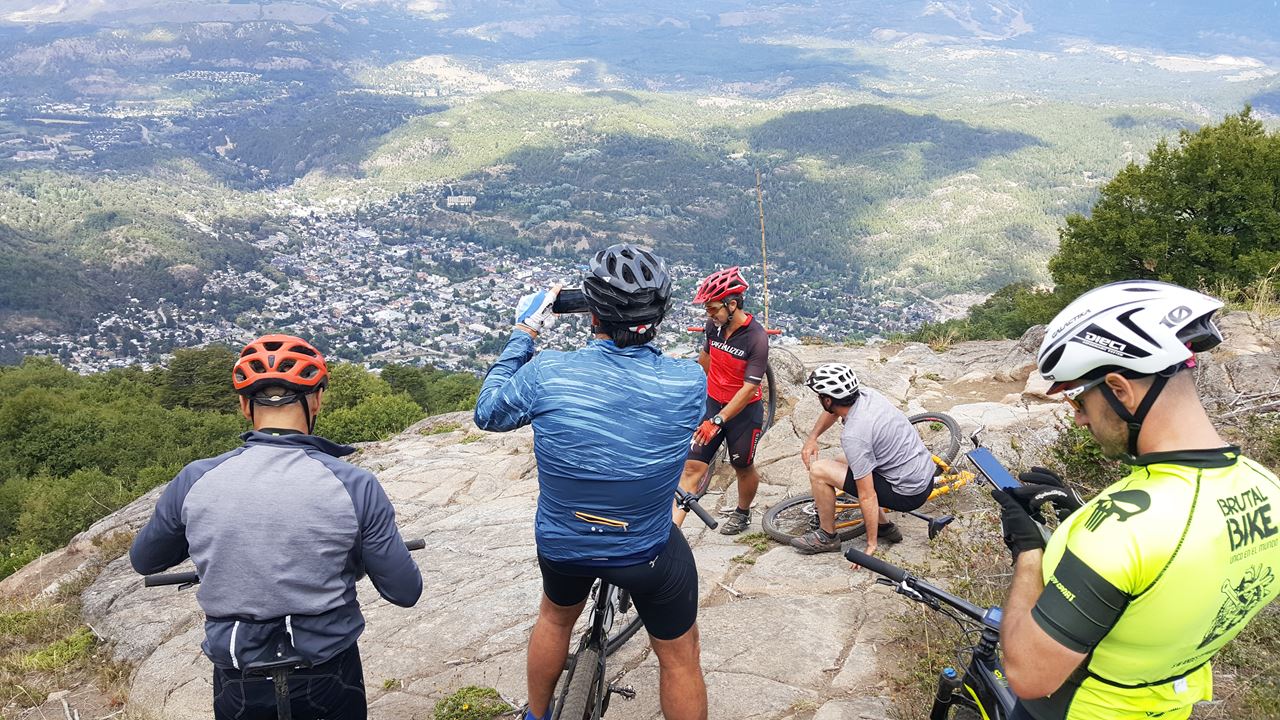 MOUNTAINBIKE (6)