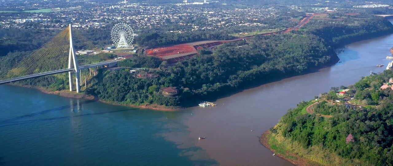 NAVEGACION POR RIO IGUAZU (8)