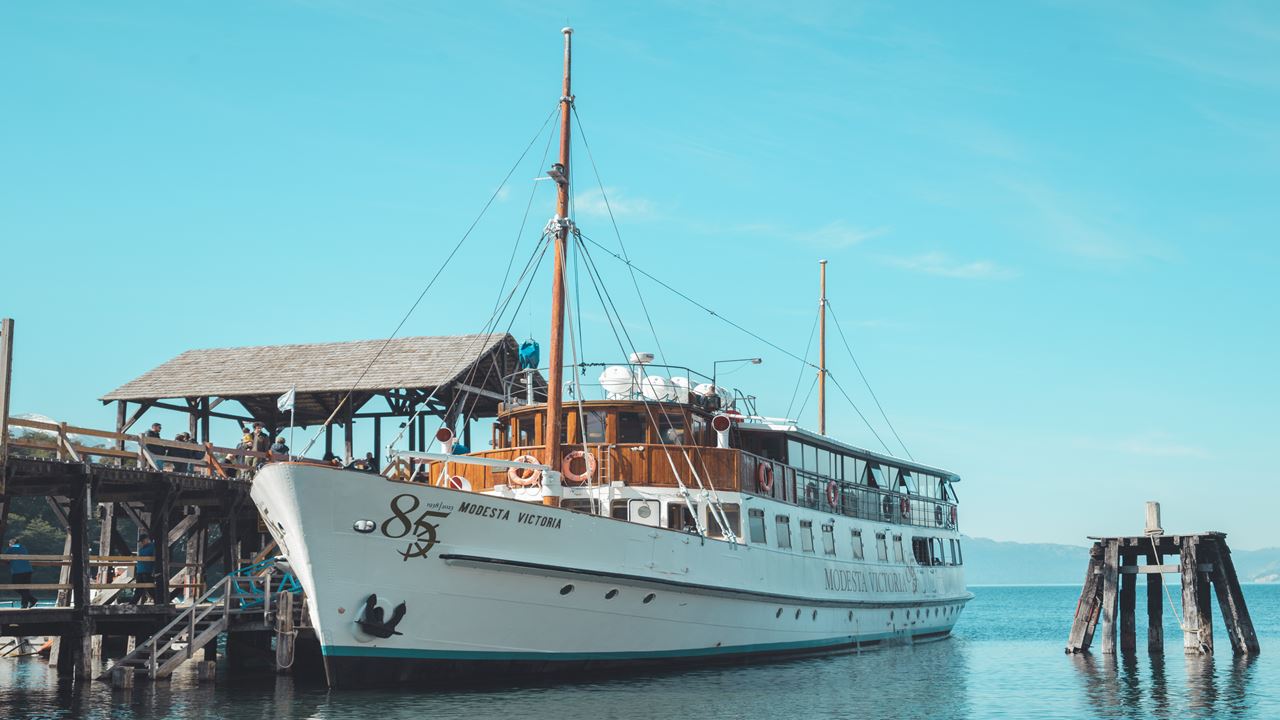 OFFER: AIRPORT TRANSFERS, CHICO CIRCUIT AND VICTORIA ISLAND AND ARRAYANES FOREST (13)