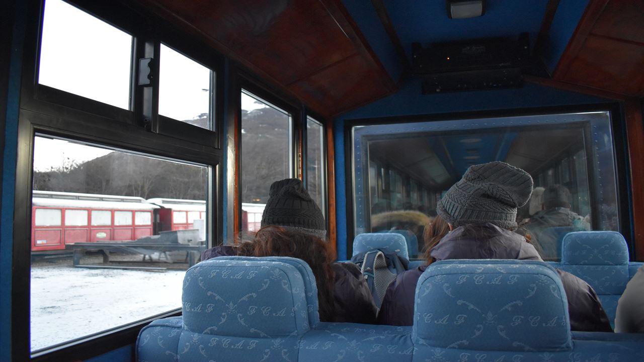 OFERTA: TRASLADOS DESDE Y HACIA AEROPUERTO Y PARQUE NACIONAL CON TREN (6)