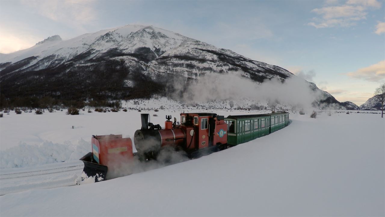 OFERTA: TRASLADOS DESDE Y HACIA AEROPUERTO Y PARQUE NACIONAL CON TREN (8)
