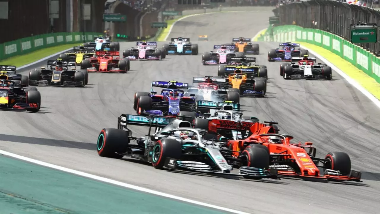 Forfait Formule 1 À Interlagos - Course Le Dimanche