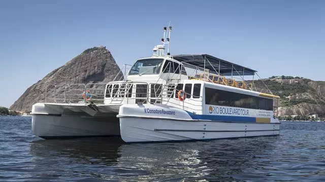 Passeio De Barco Pela Baía De Guanabara