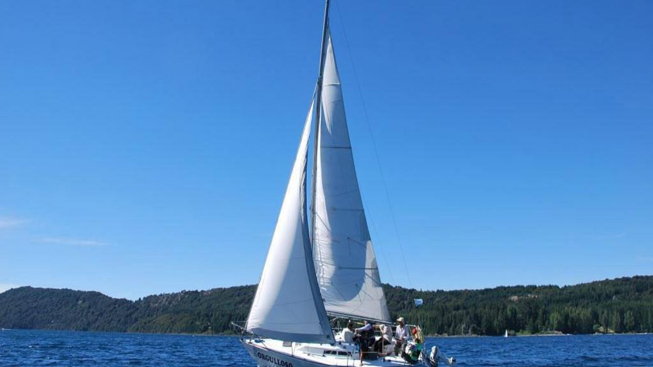 Sailing trip around Lake Nahuel Huapi (3)