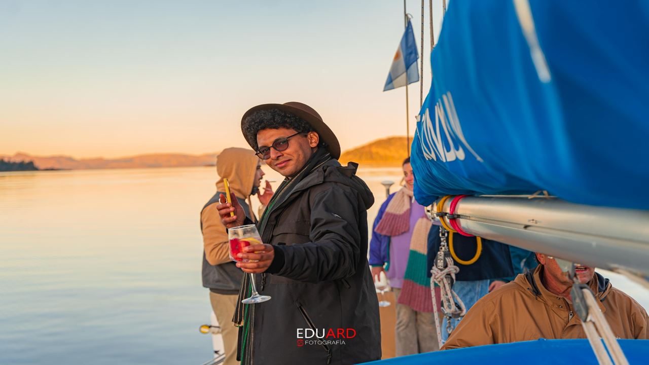 Sailing trip around Lake Nahuel Huapi (6)