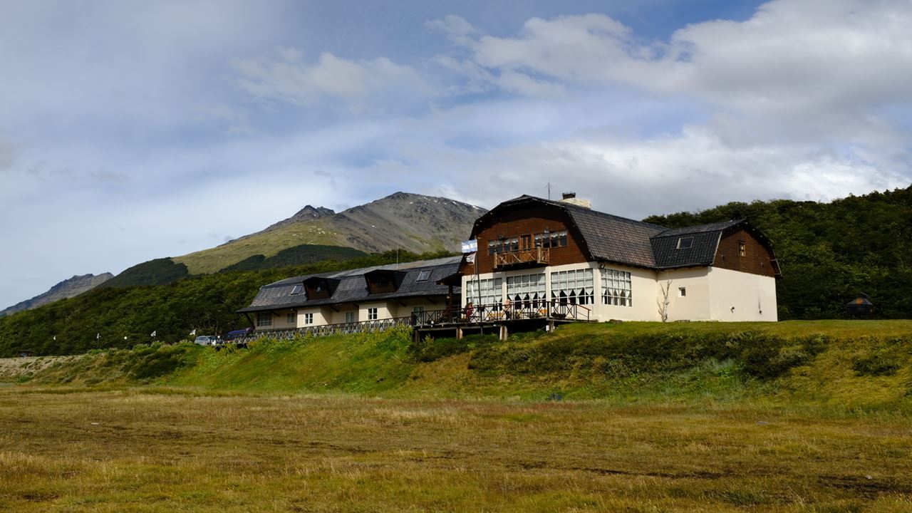 PROMO: TRANSFERS TO THE AIRPORT, NATIONAL PARK AND FUEGUINO LAKES (13)