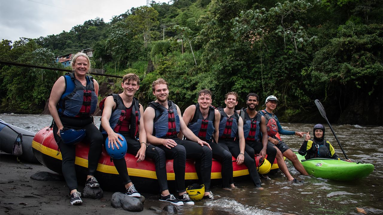 Rafting in Baños de Agua Santa: Pastaza River Level 3 and 4 (7)