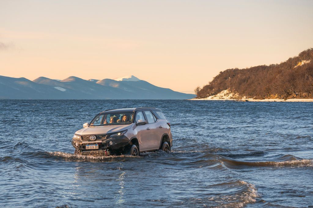 TOUR 4X4 EN LAGO ESCONDIDO (3)