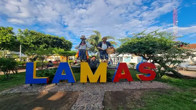 Visite De La Ville De Lamas