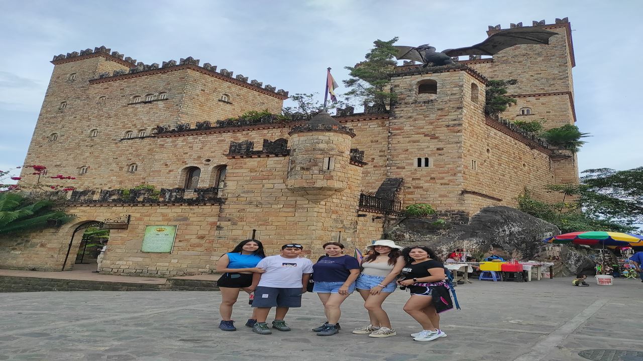 Town Of Lamas Tour