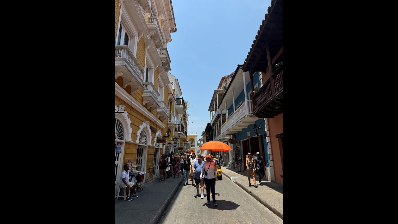 Tour Compartido A Pie Por El Centro Histórico Y Getsemaní foto 4