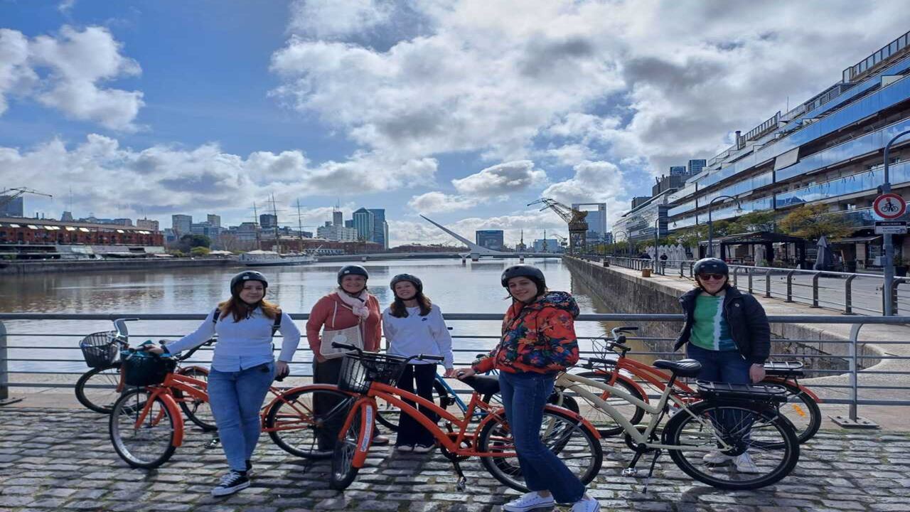 VISITE À VÉLO ET NAVIGATION DU RIO DE LA PLATA (8)