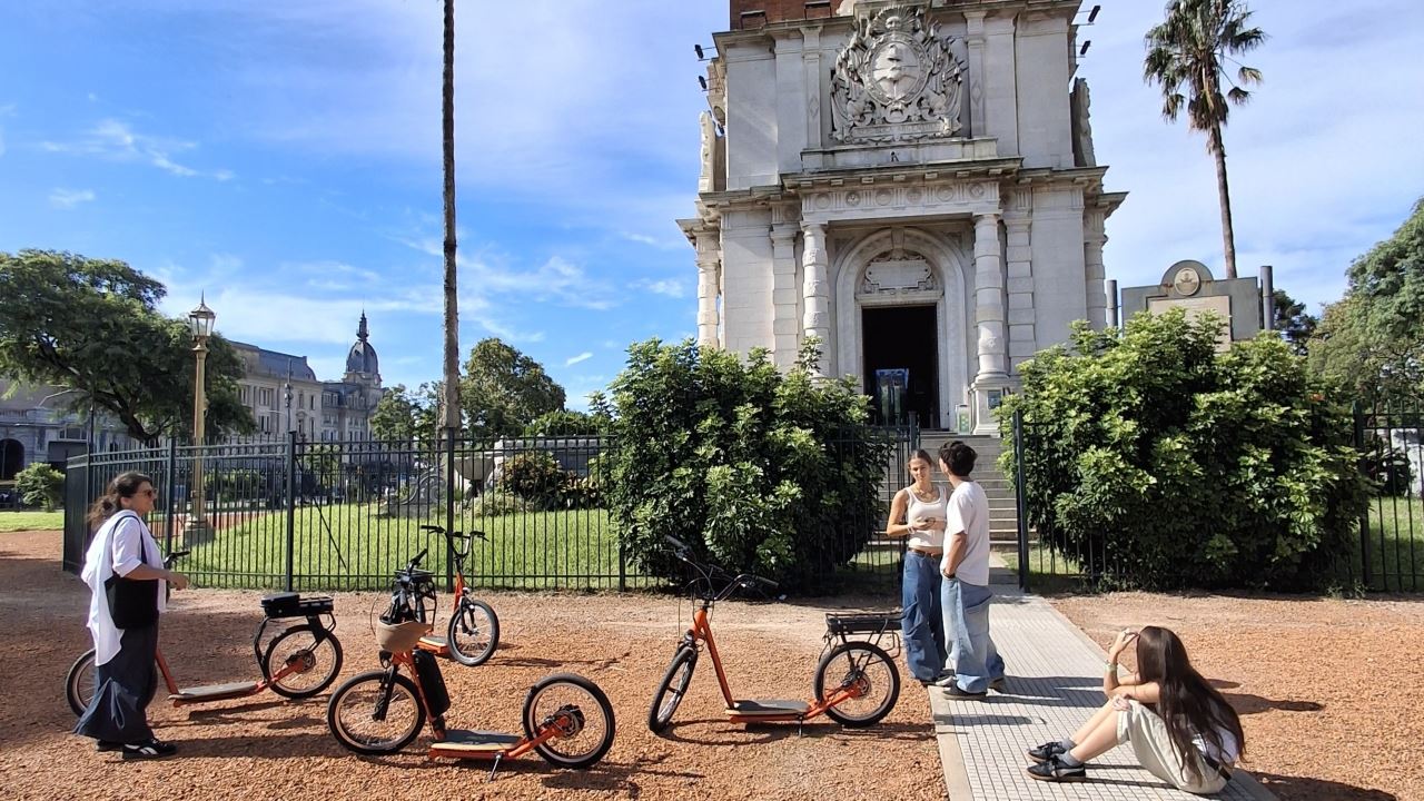 E-SCOOTER TOUR NORTH AND SOUTH (3)