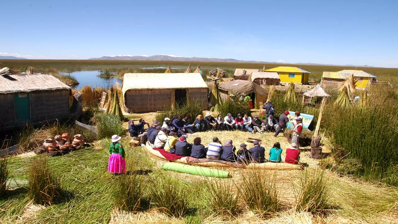 Tour Islas Del Titicaca - Uros, Amantani Y Taquile
